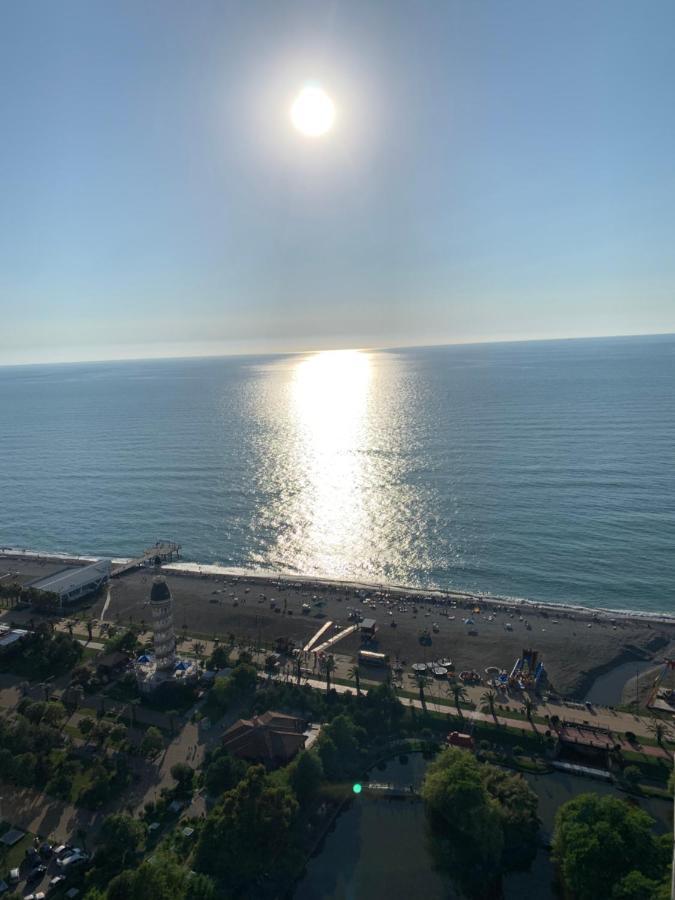 Ferienwohnung Orbi City Land Batumi Exterior foto